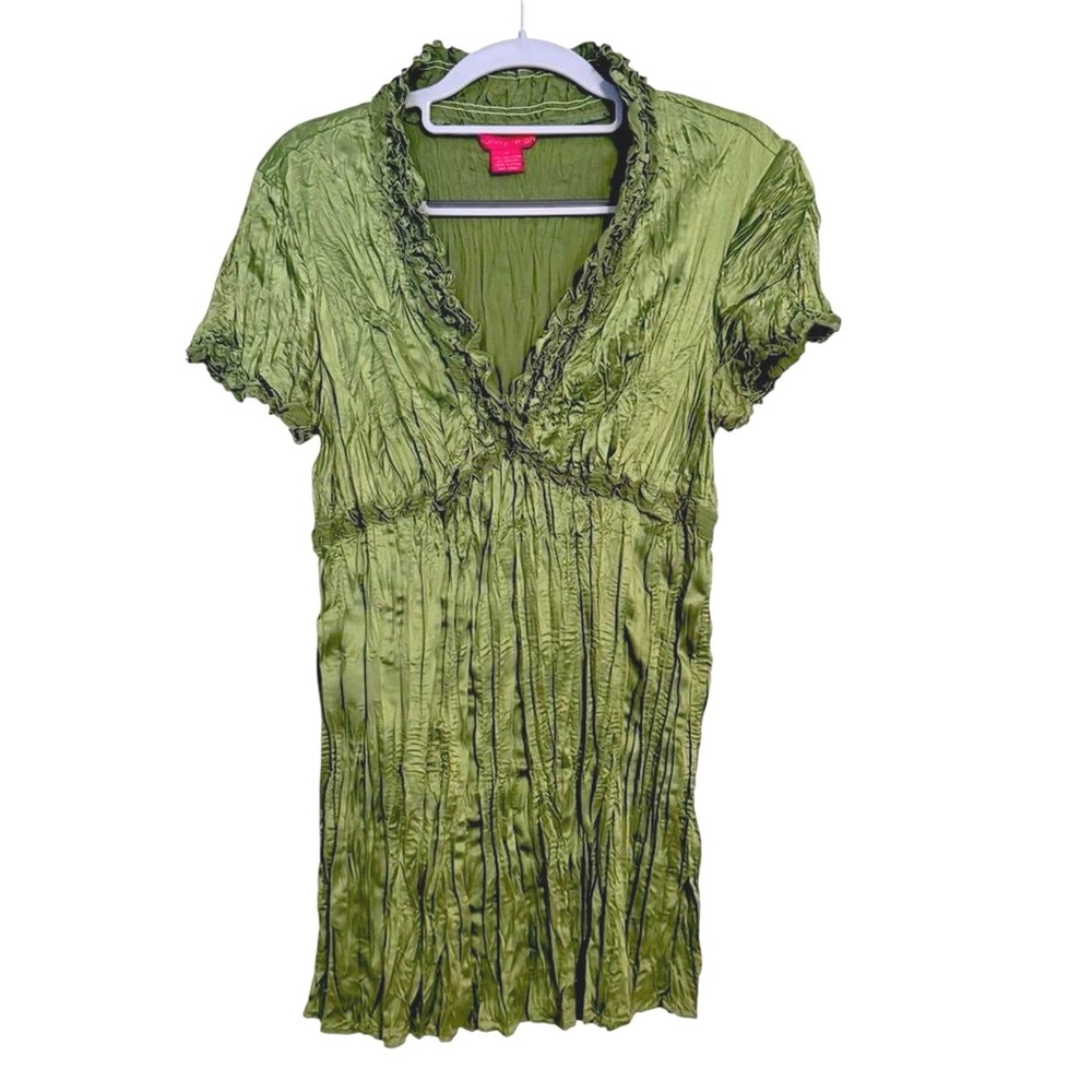 Sunny Leigh Green Crinkle Textured V Neck Short Sleeve Top Women M - Picture 1 of 6